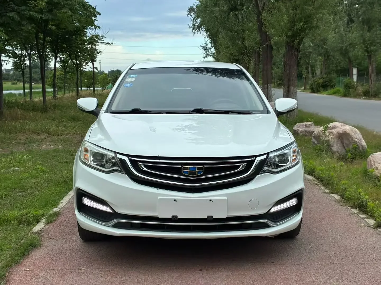 Geely Vision