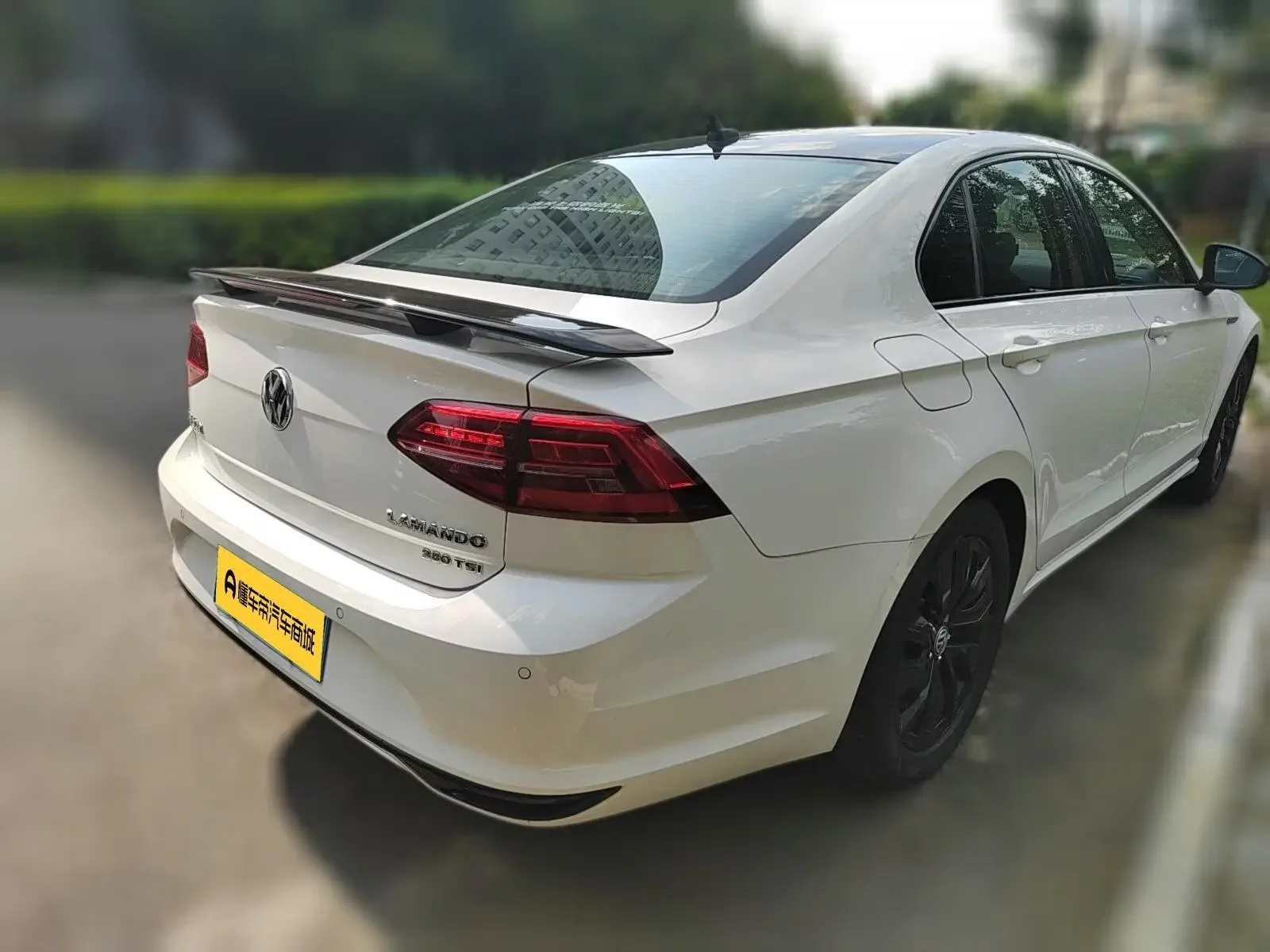 Volkswagen Lamando