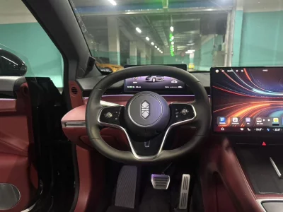 Luxeed Zhijie R7