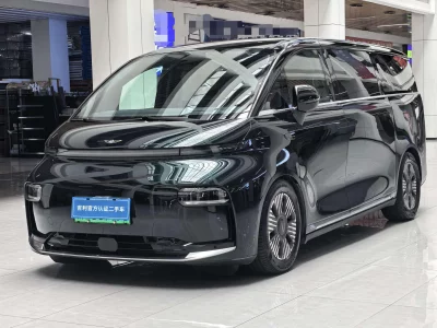 Geely Yizhen L380