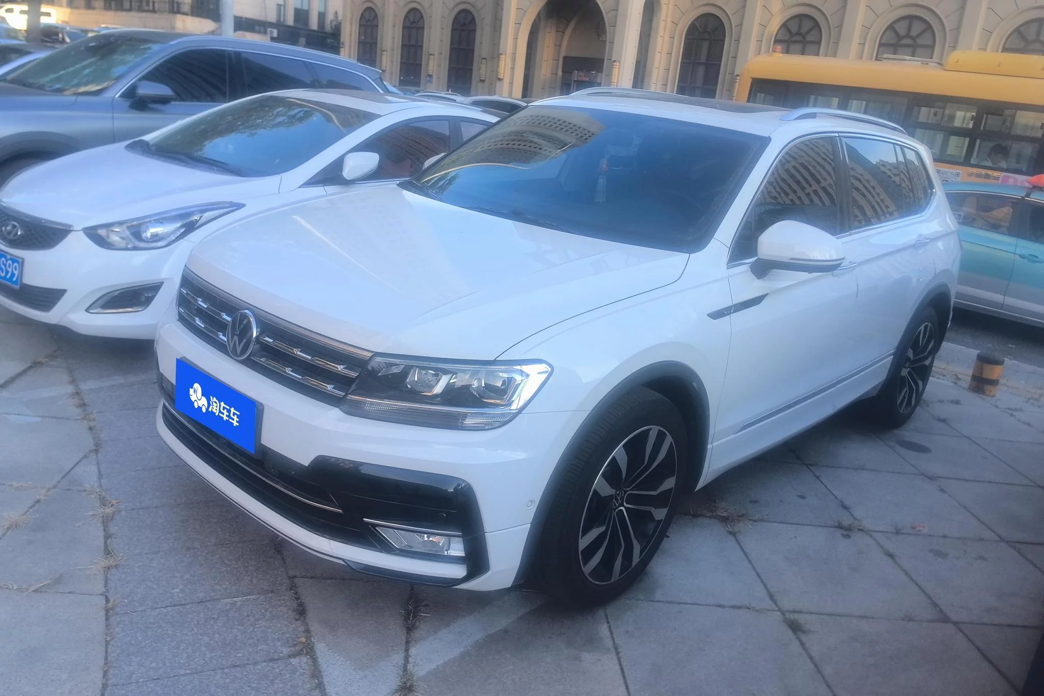 Volkswagen Tiguan L
