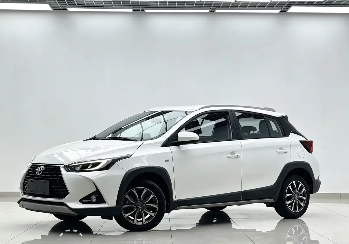 Toyota Yaris L