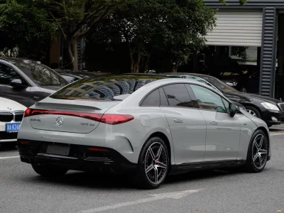 Mercedes-Benz EQE AMG
