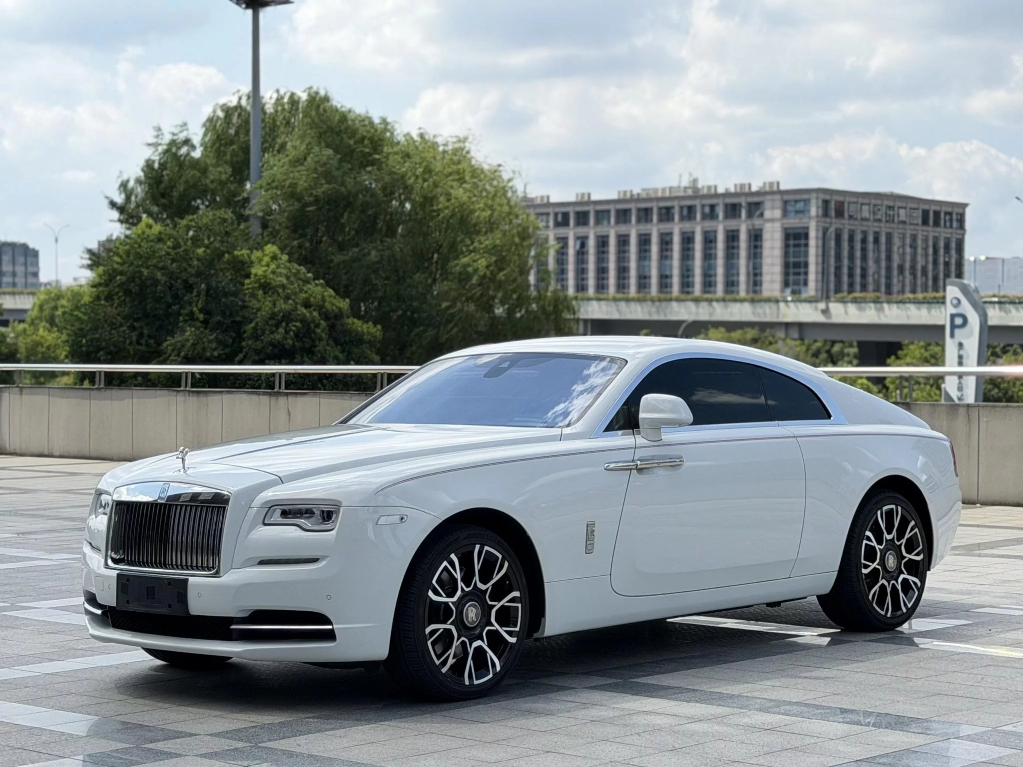 Rolls Royce Phantom
