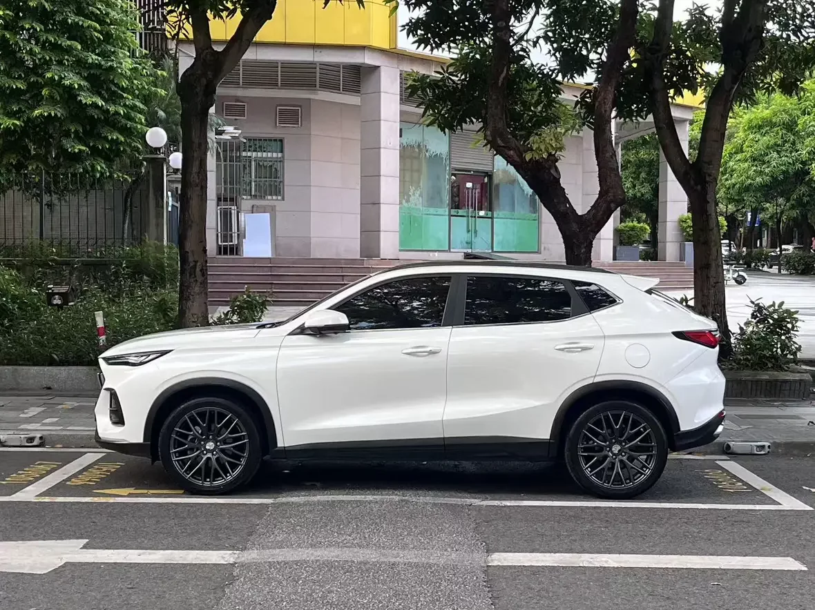 Oshan Changan Auchan X5