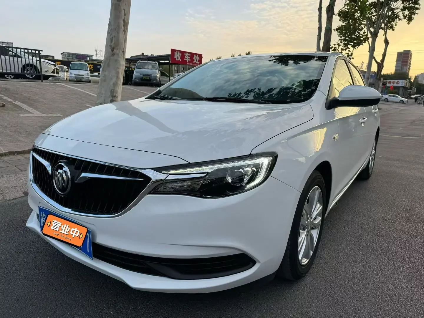 Buick Yinglang