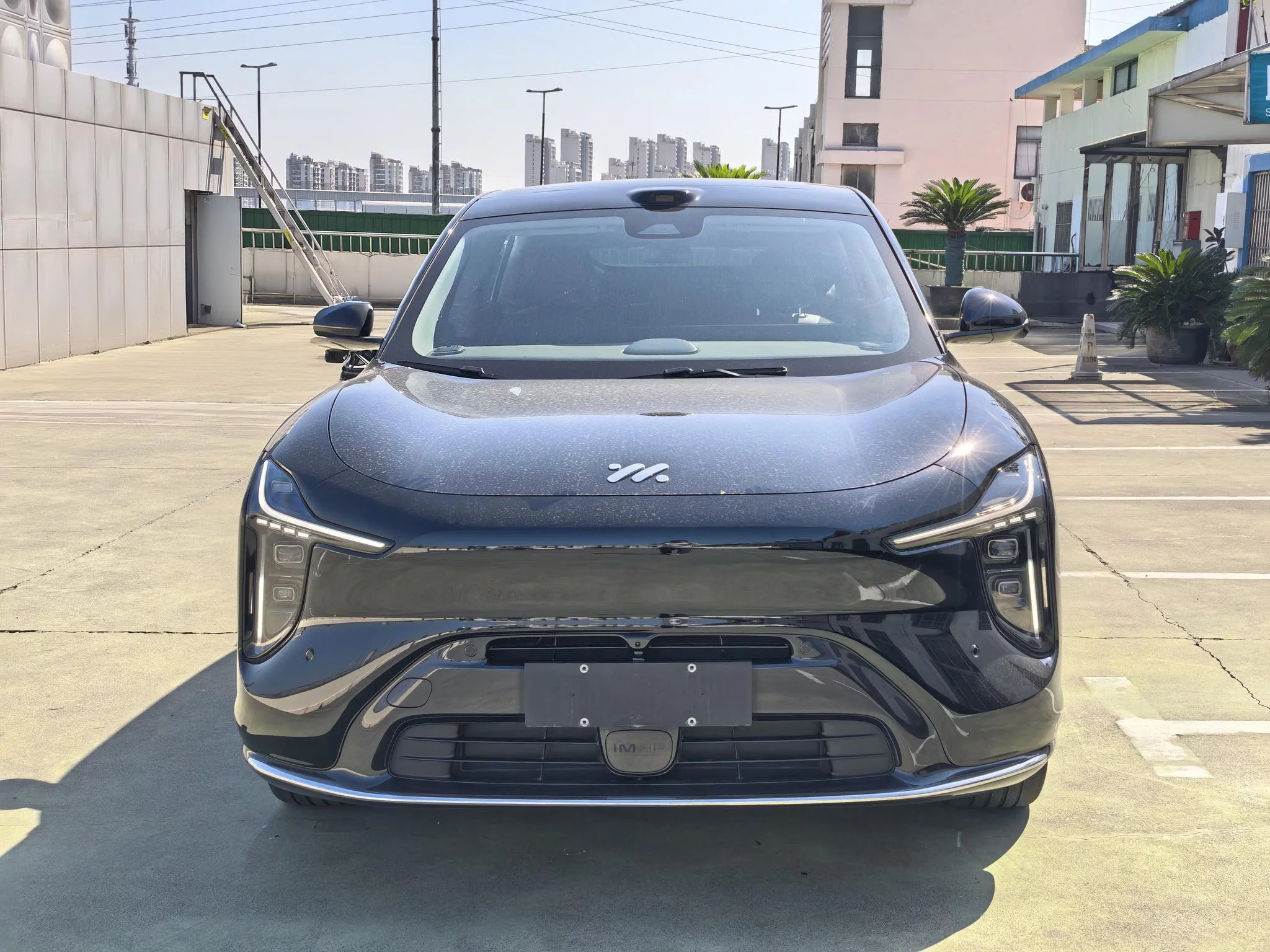 IM Motors Zhiji LS6