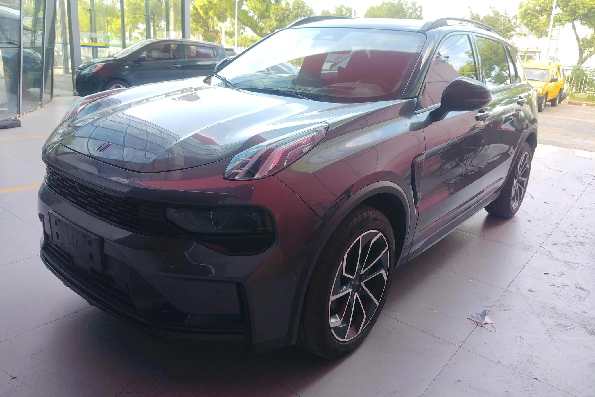 Lynk & Co 01