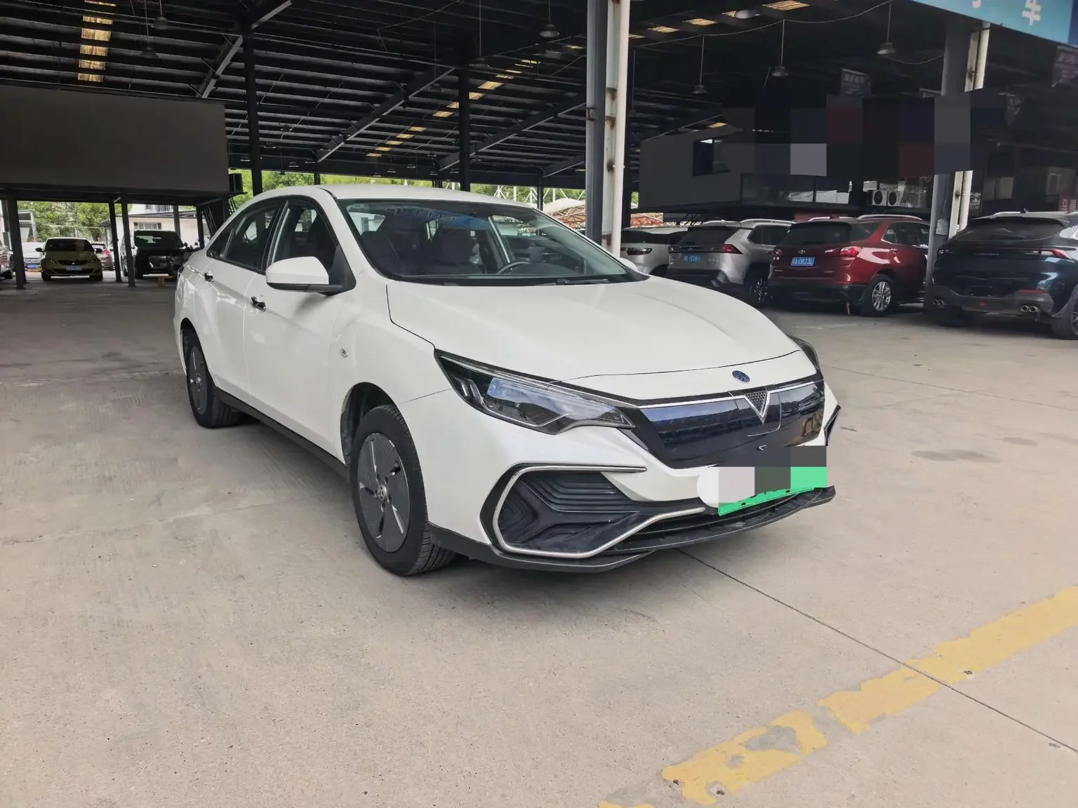 Venucia D60 EV