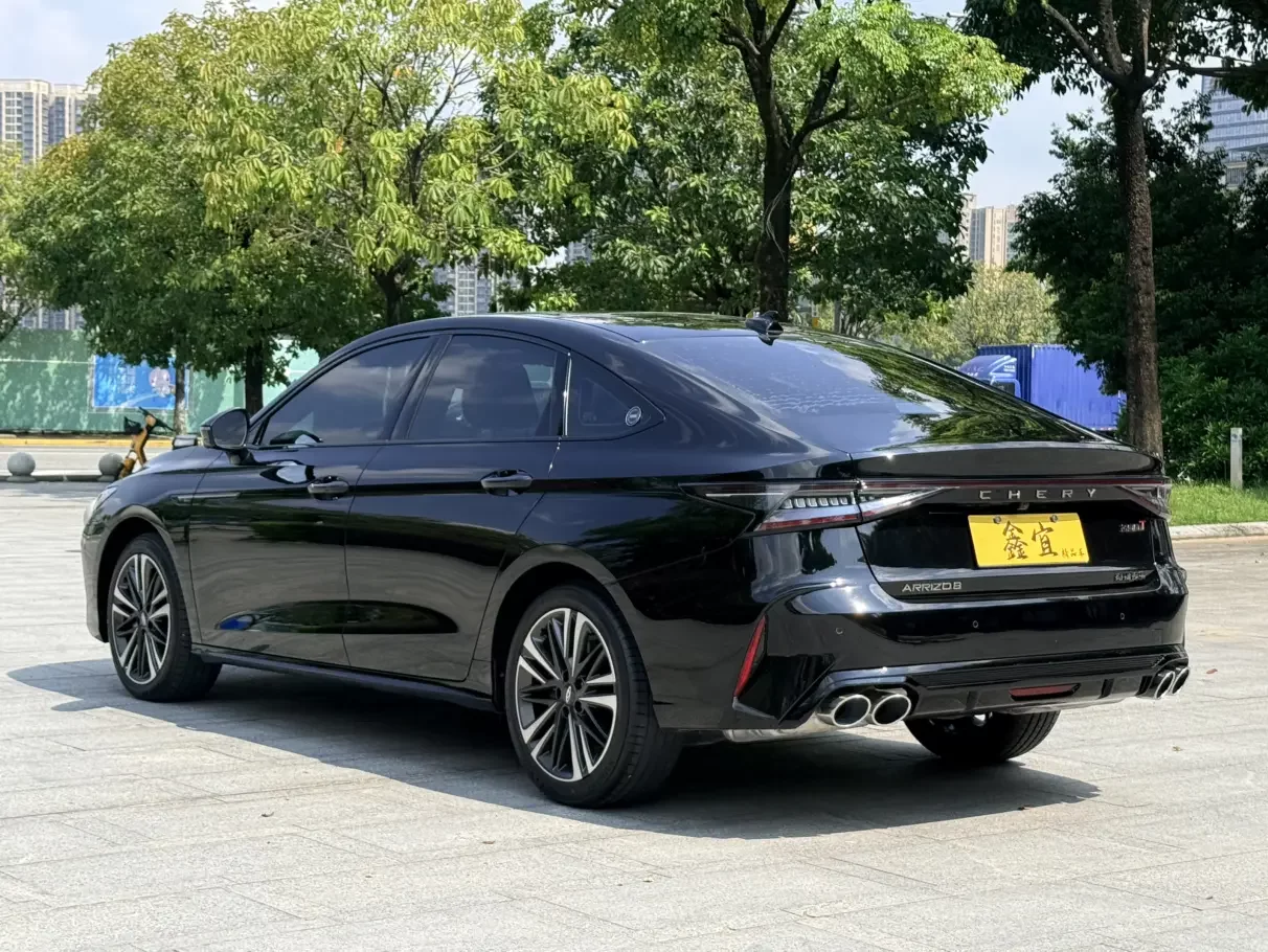 Chery Arrizo 8