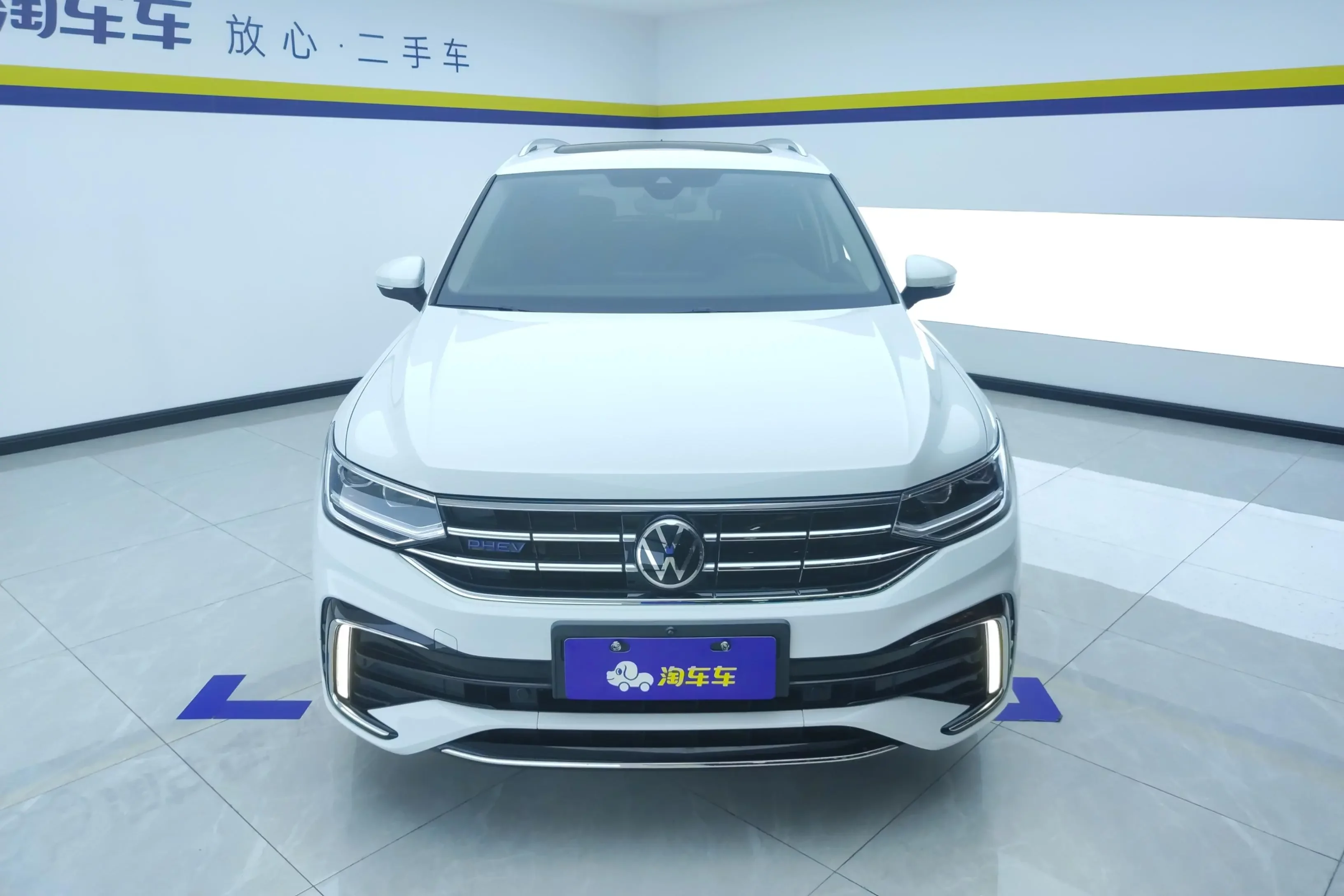 Volkswagen Tiguan L PHEV