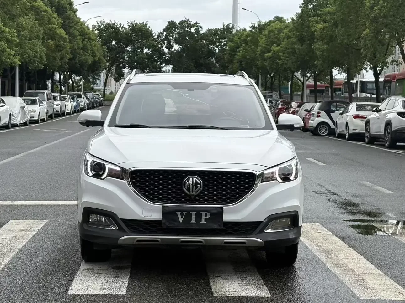 MG ZS