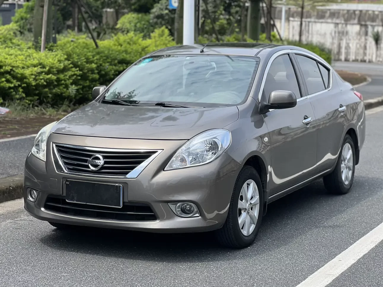 Nissan Sunlight
