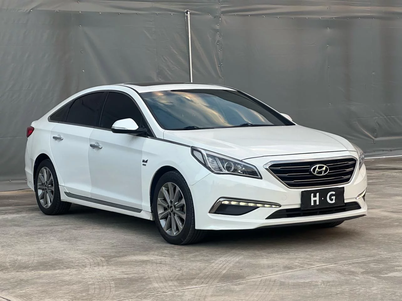 Hyundai sonata nine