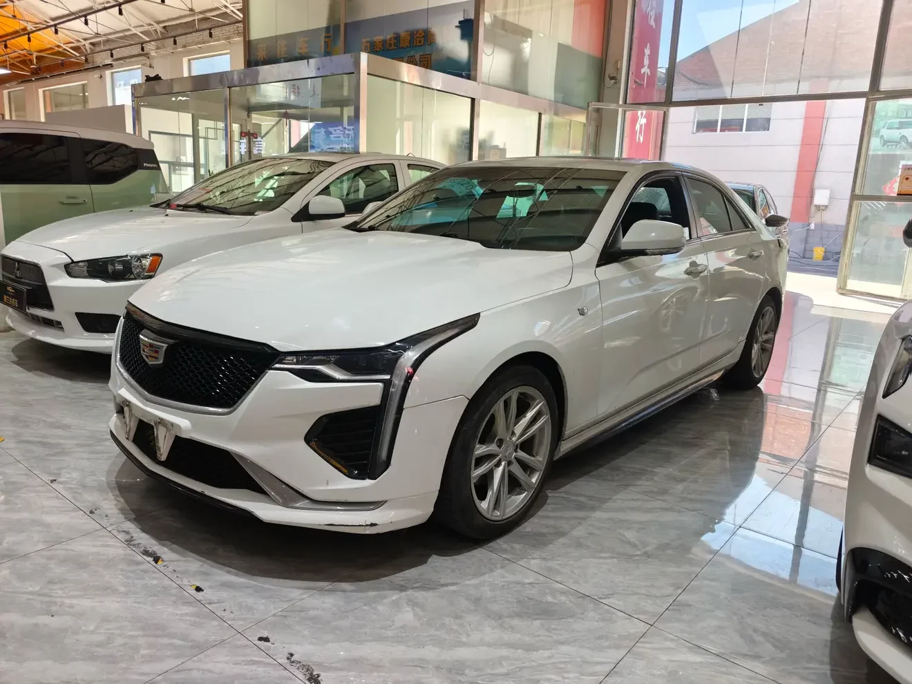 Cadillac CT4