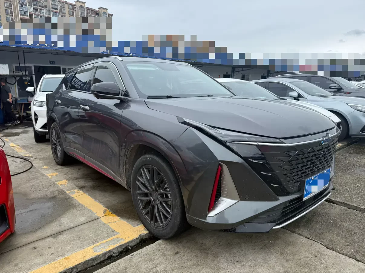 Oshan Changan Auchan Z6