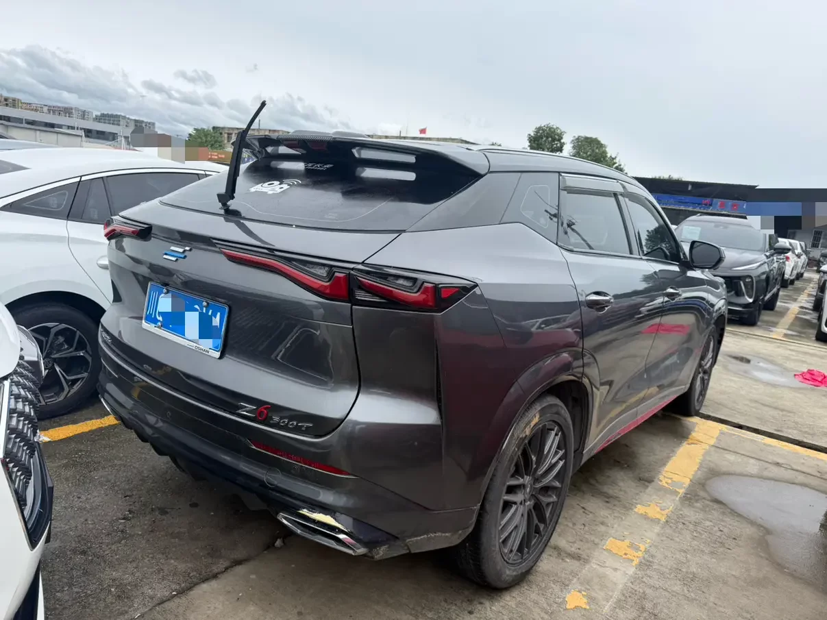 Oshan Changan Auchan Z6