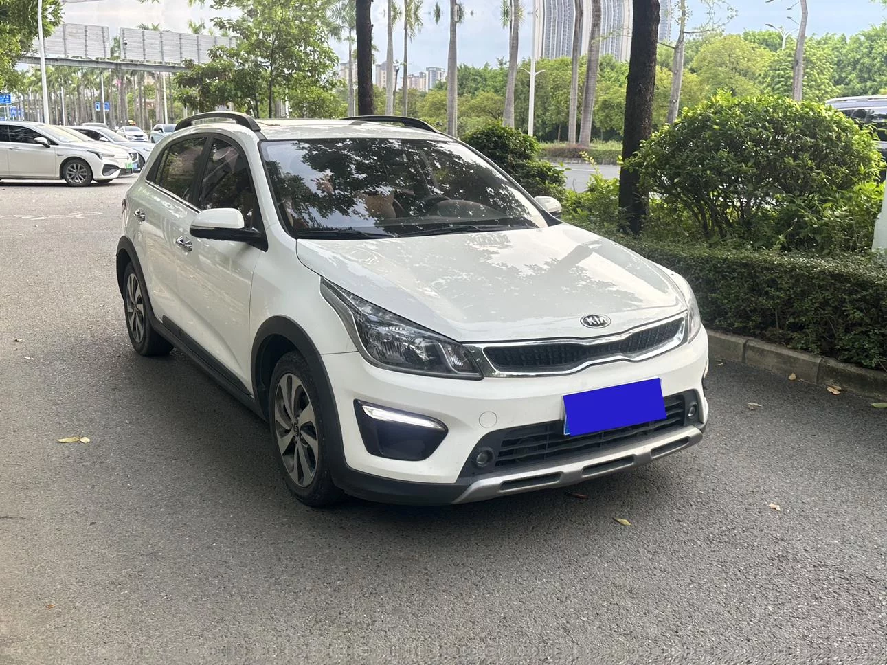 Kia KX CROSS