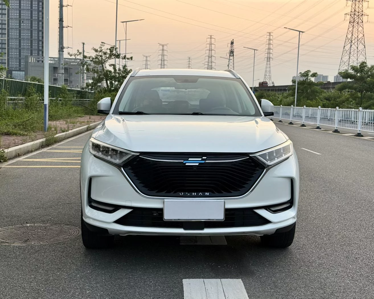 Oshan Changan Auchan X7