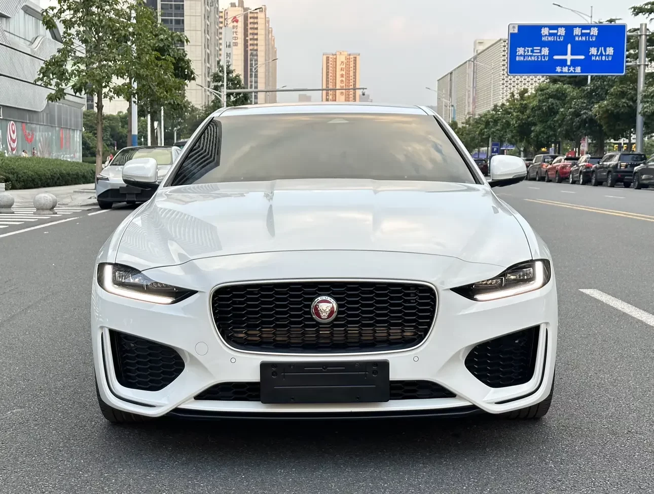 Jaguar XEL