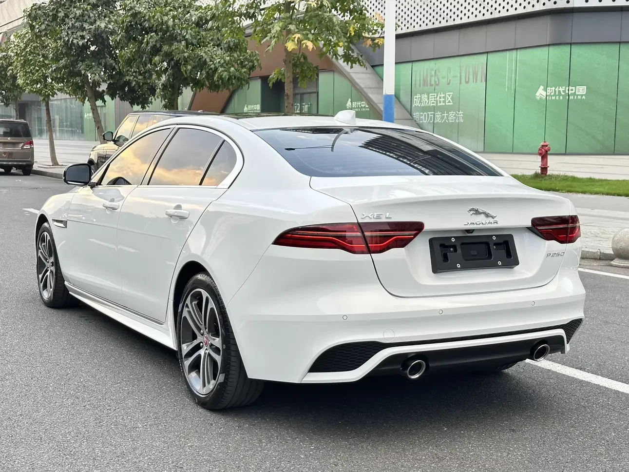 Jaguar XEL
