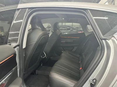 XPeng P7