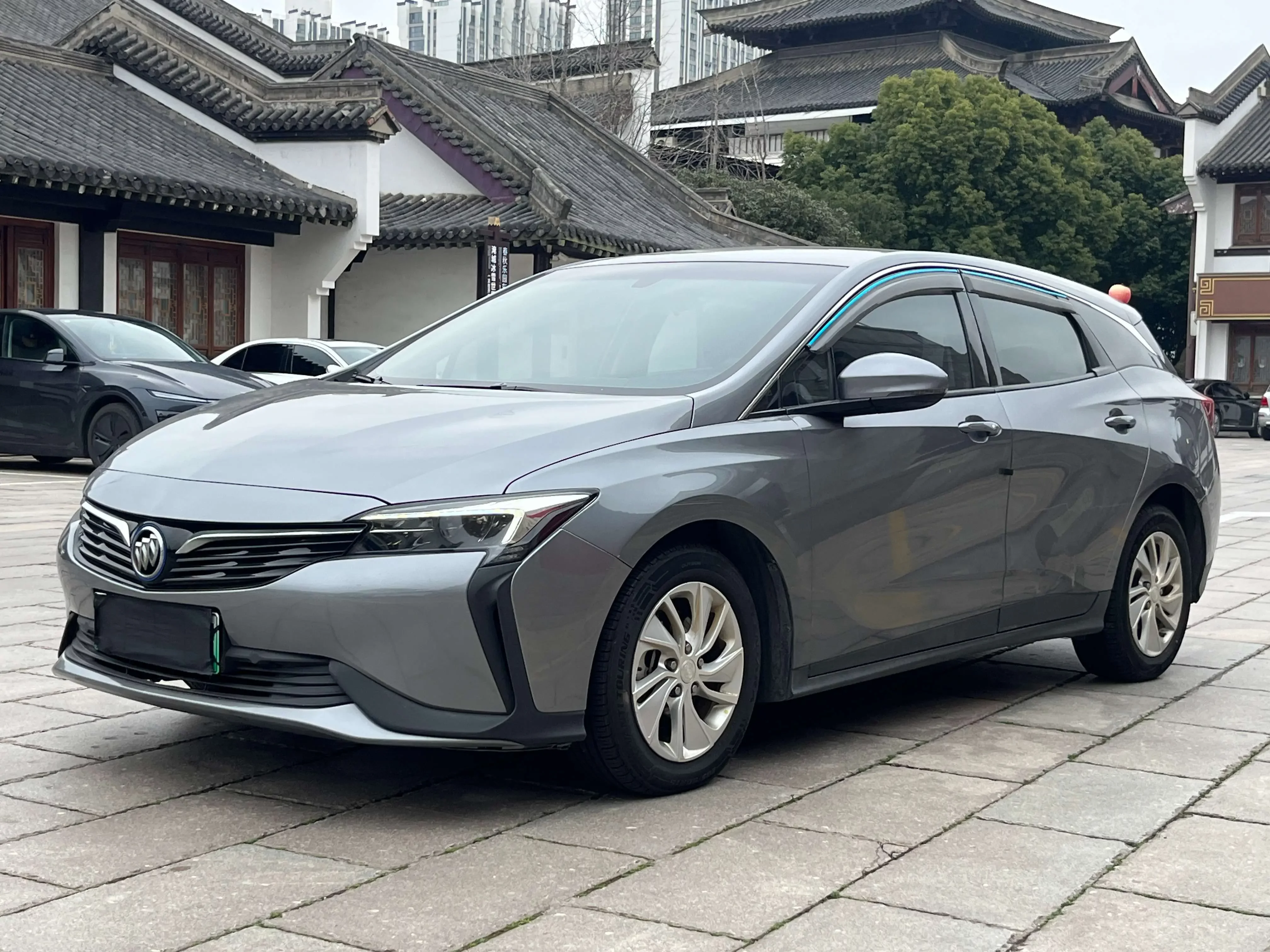 Buick Weilan 6 PHEV