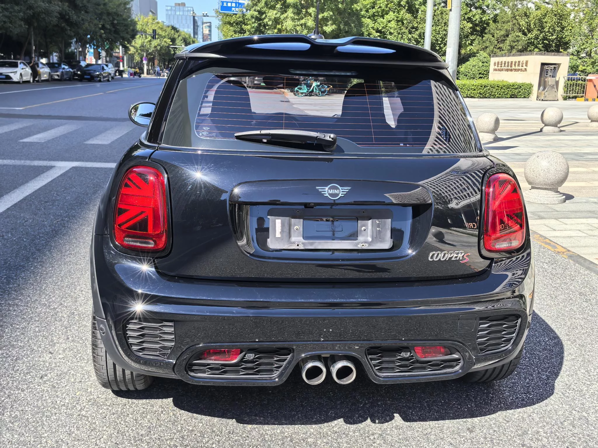 MINI MINI