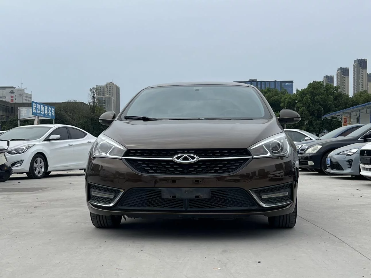 Chery Arrizo 5