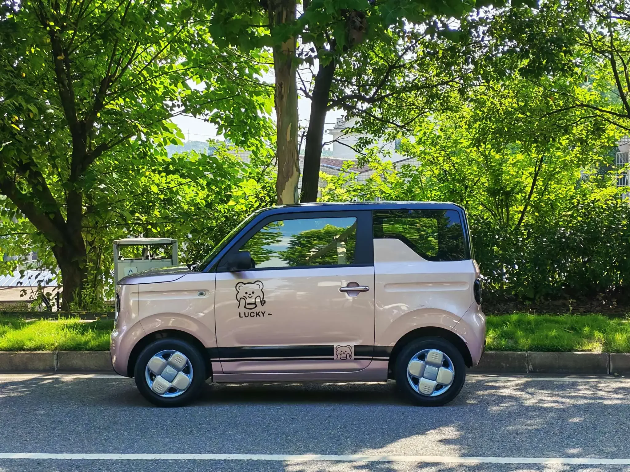 Geely Panda
