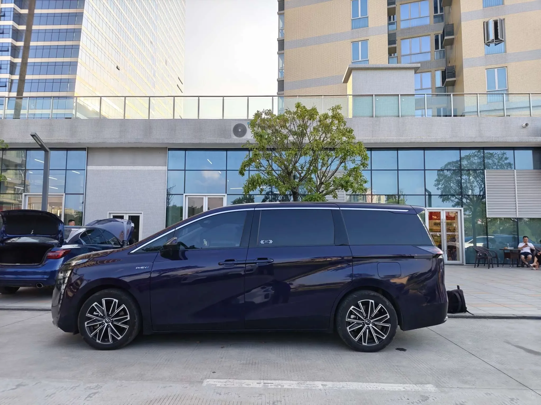 GAC Trumpchi E8 PHEV