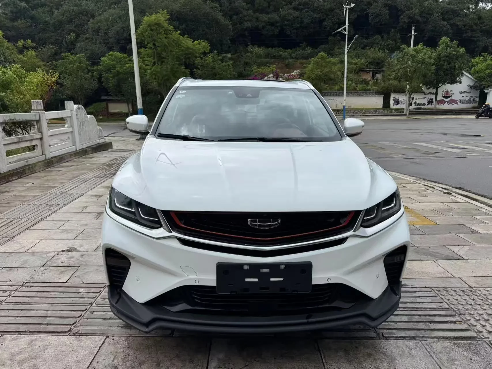Geely Coolray SX11