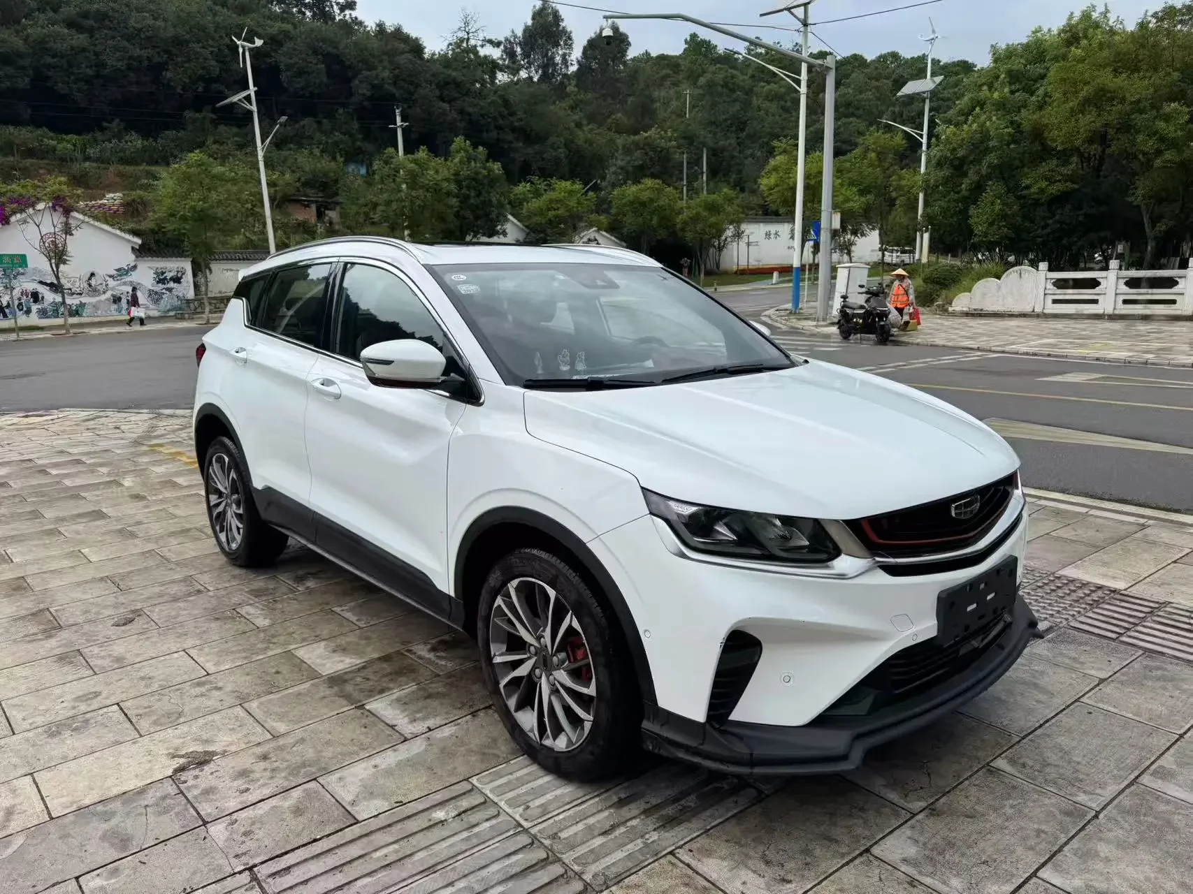 Geely Coolray SX11