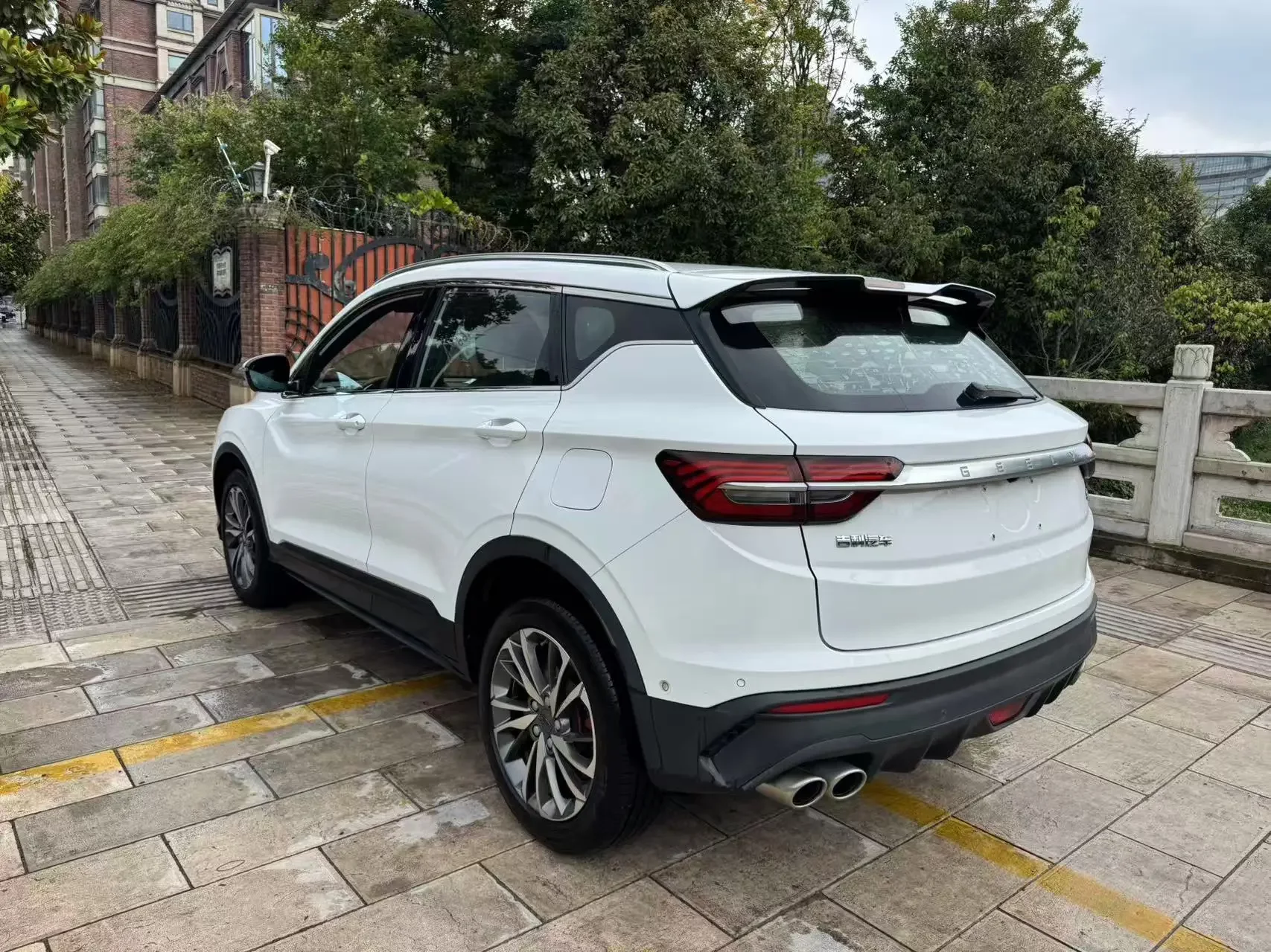 Geely Coolray SX11