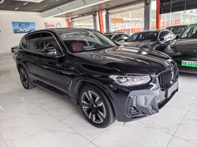 BMW iX3