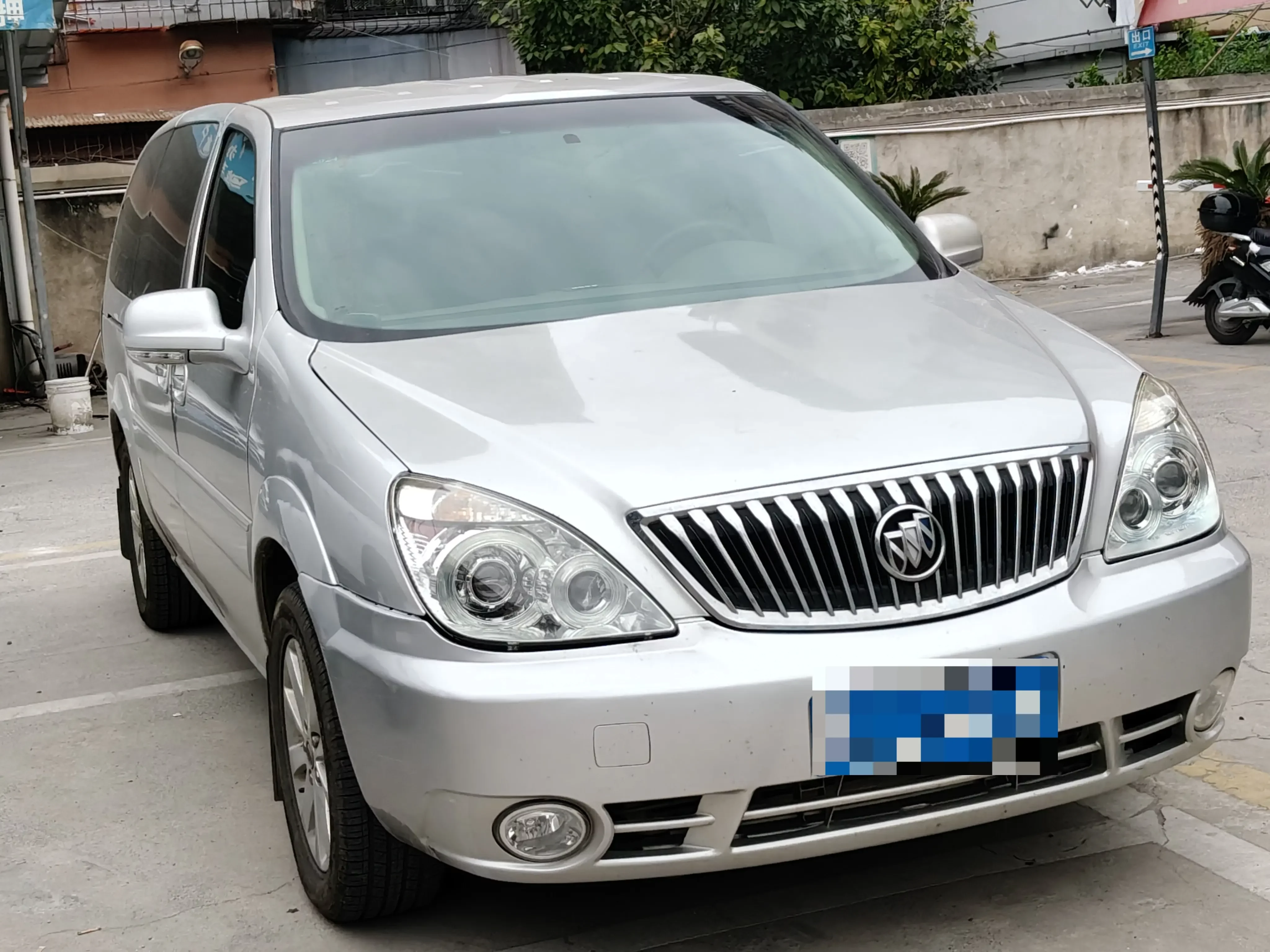Buick GL8