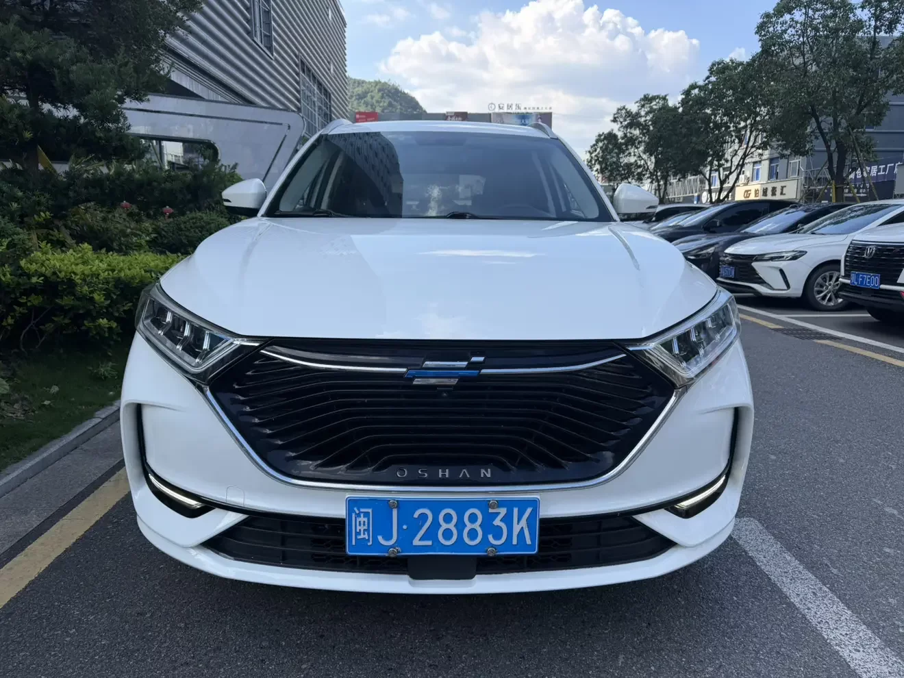 Oshan Changan Auchan X7