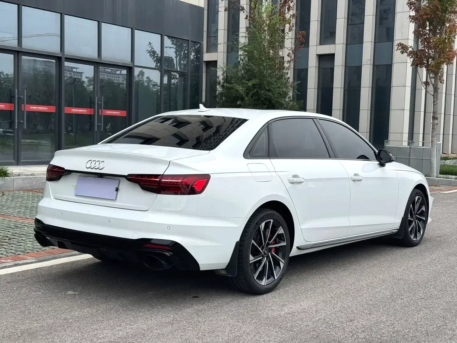 Audi A4L