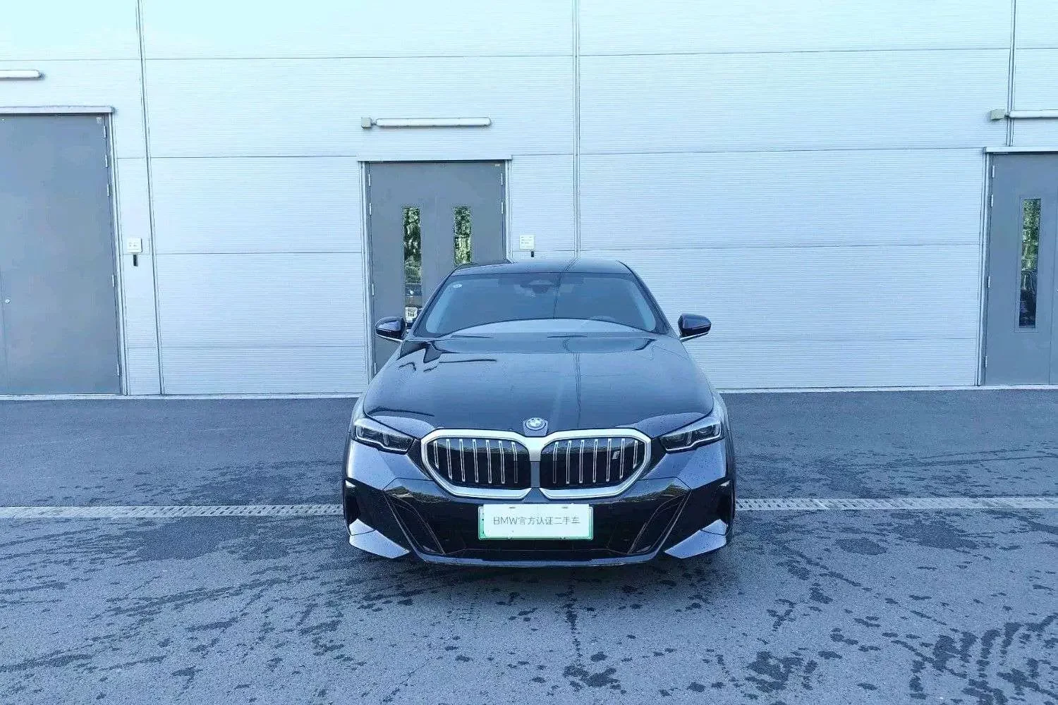 BMW i5