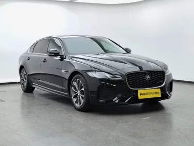 Jaguar XFL