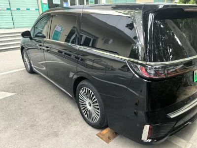 Voyah Lantu Dreamer PHEV