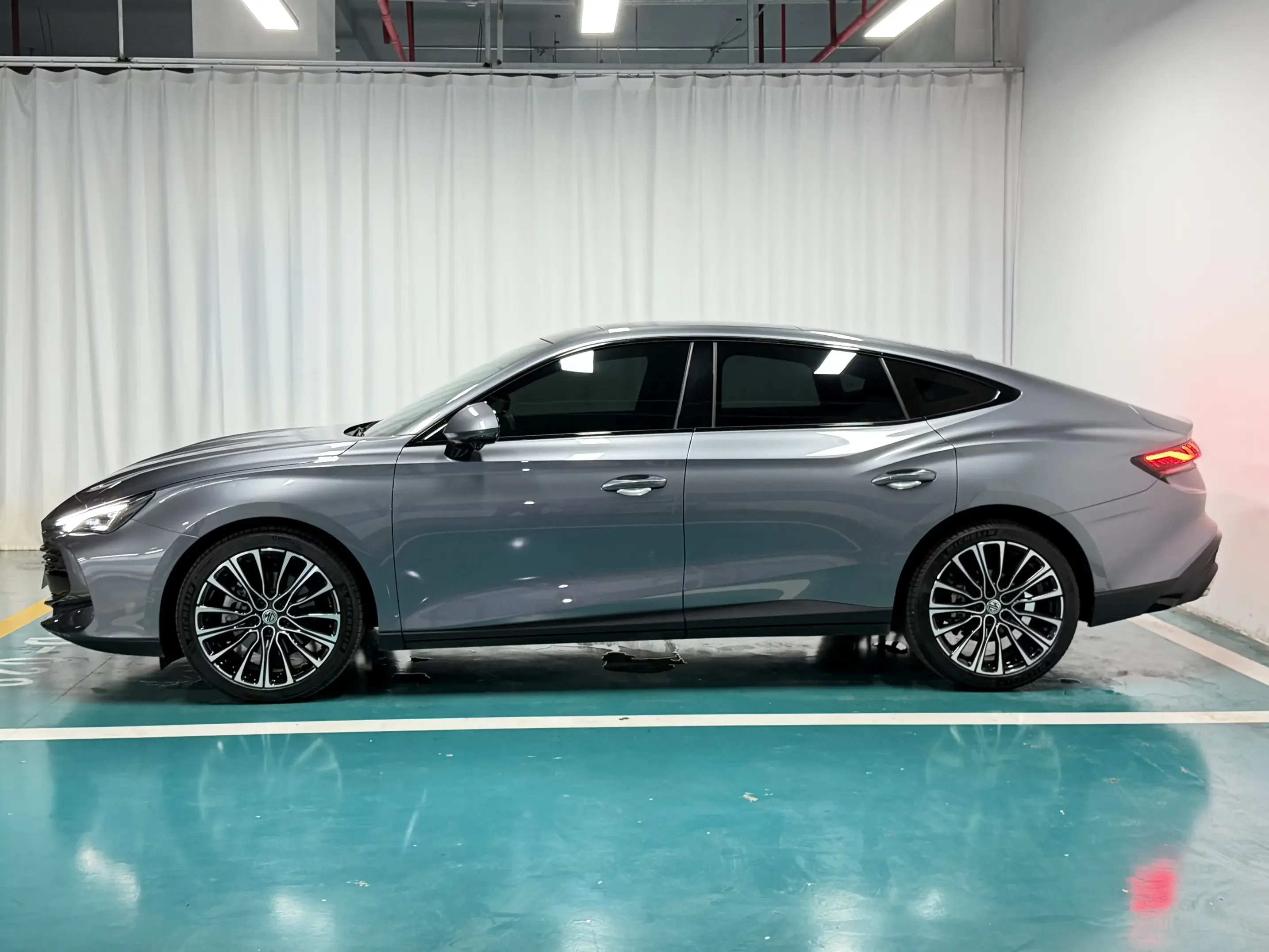 MG 7