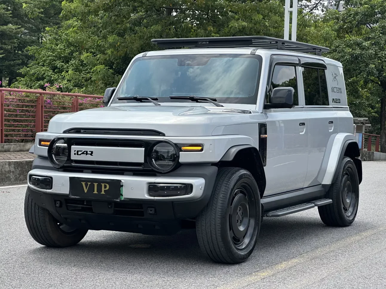 iCAR Super V23