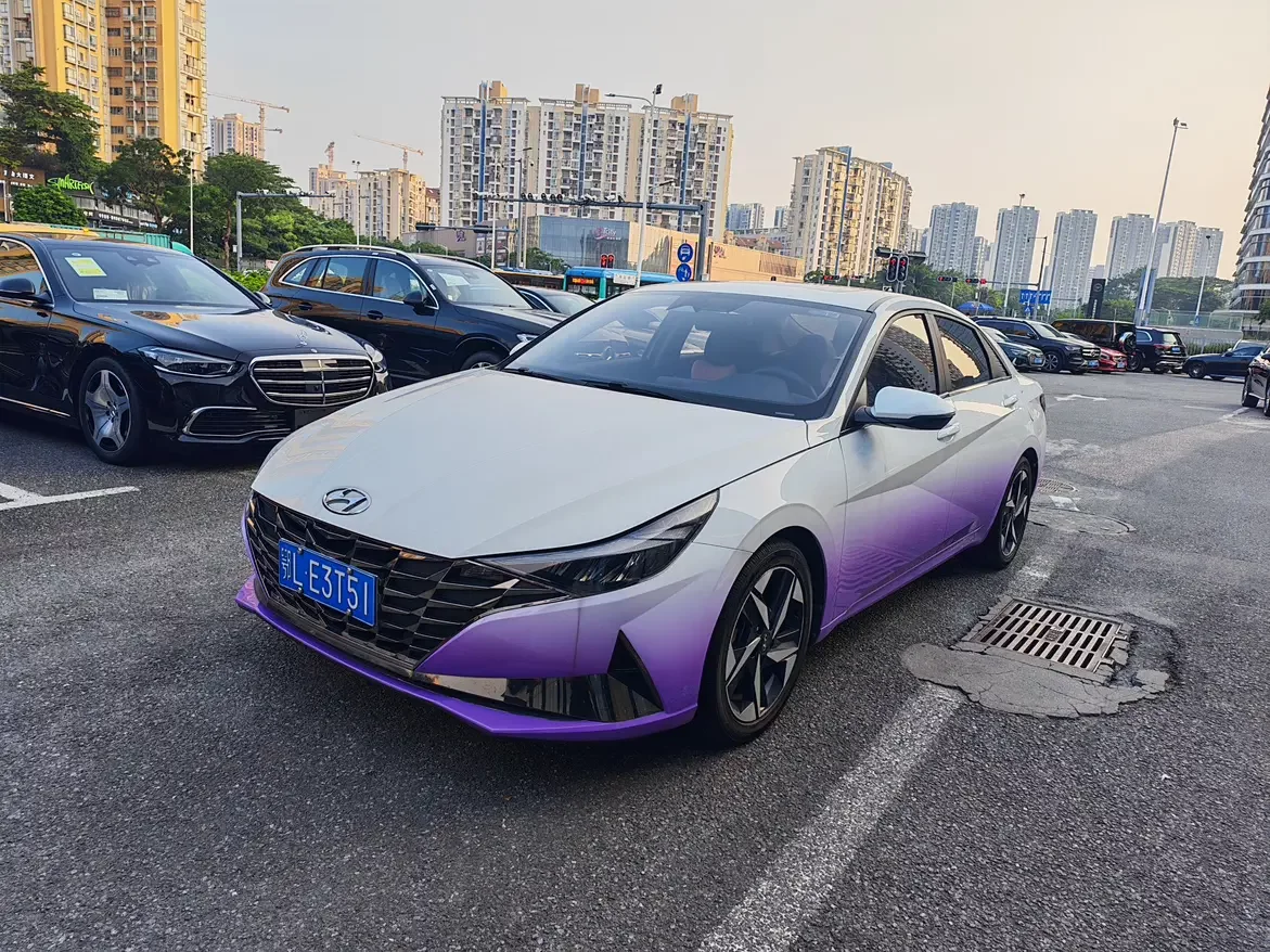 Hyundai Elantra