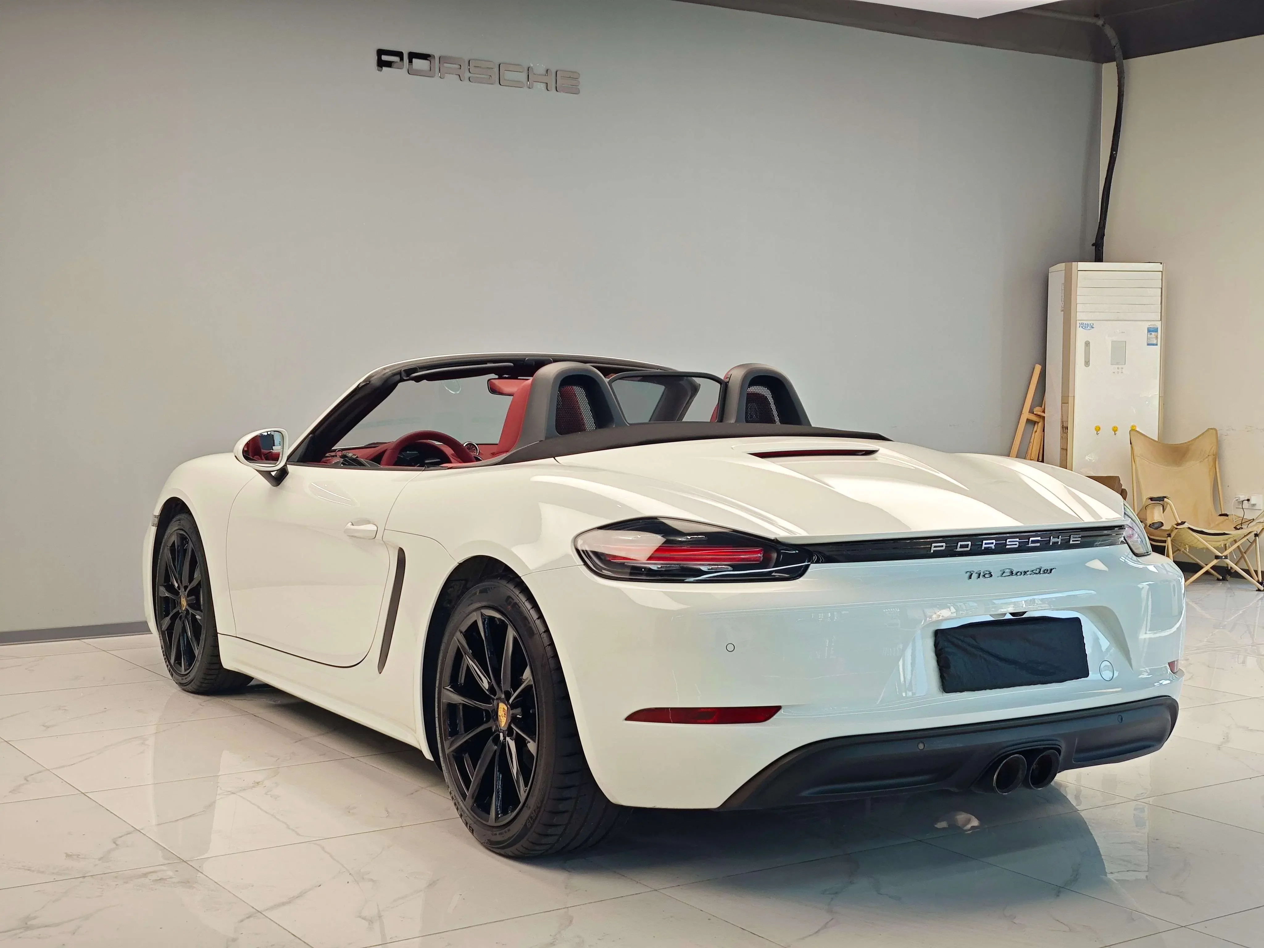 Porsche 718