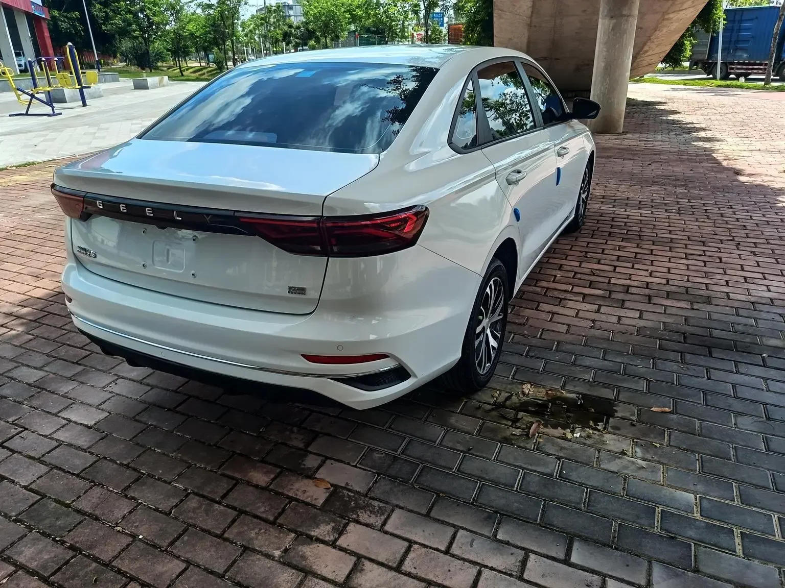 Geely Emgrand