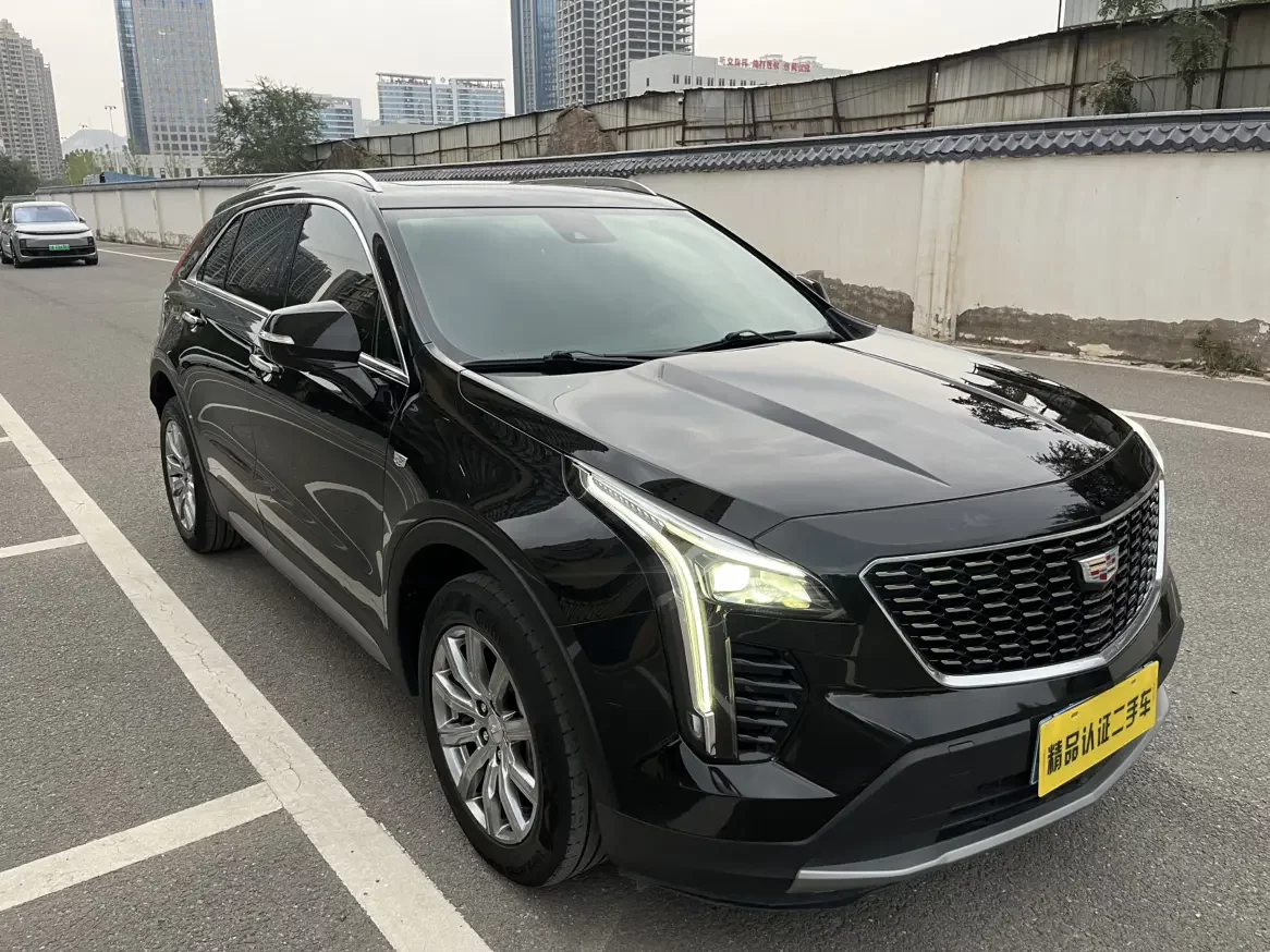 Cadillac XT4