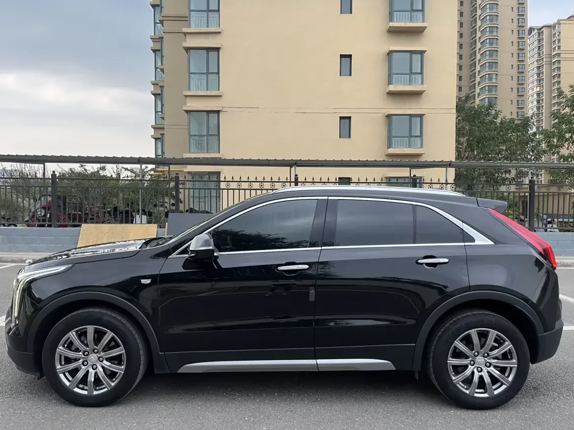 Cadillac XT4