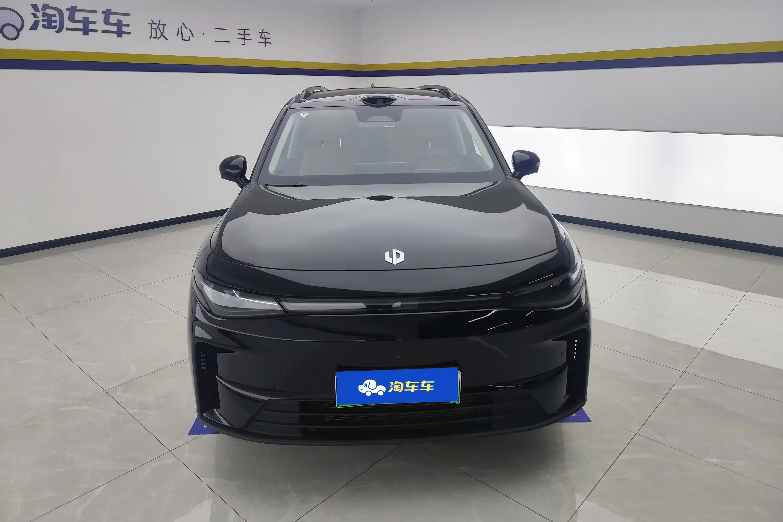 Leapmotor C16