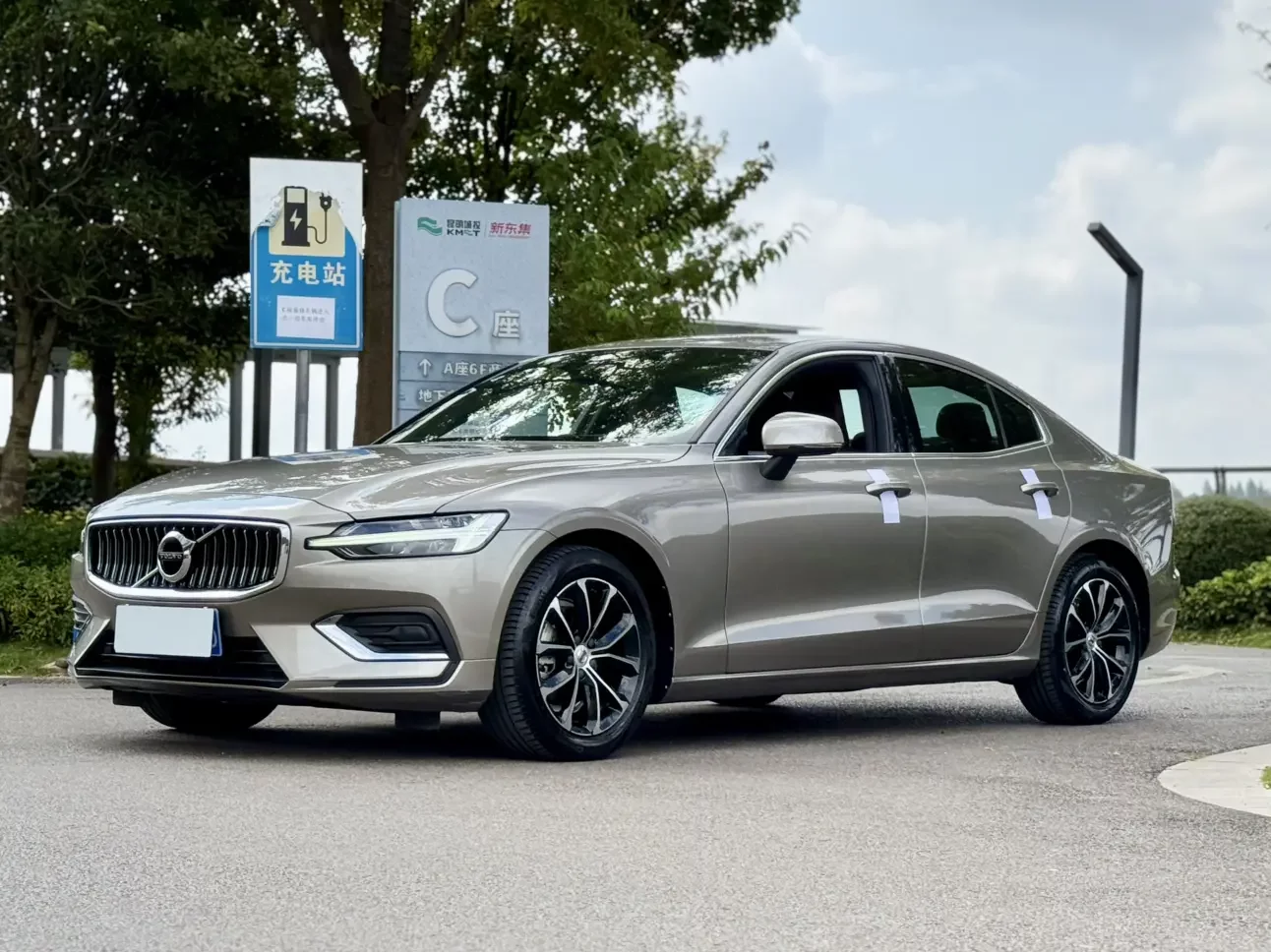 Volvo S60